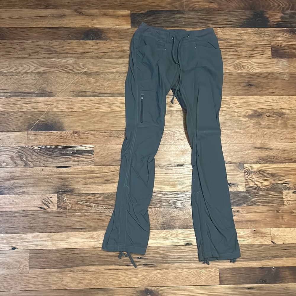 Royal Robins, Grey Pants, Women’s Size Small, Hiking pants, Granola girl